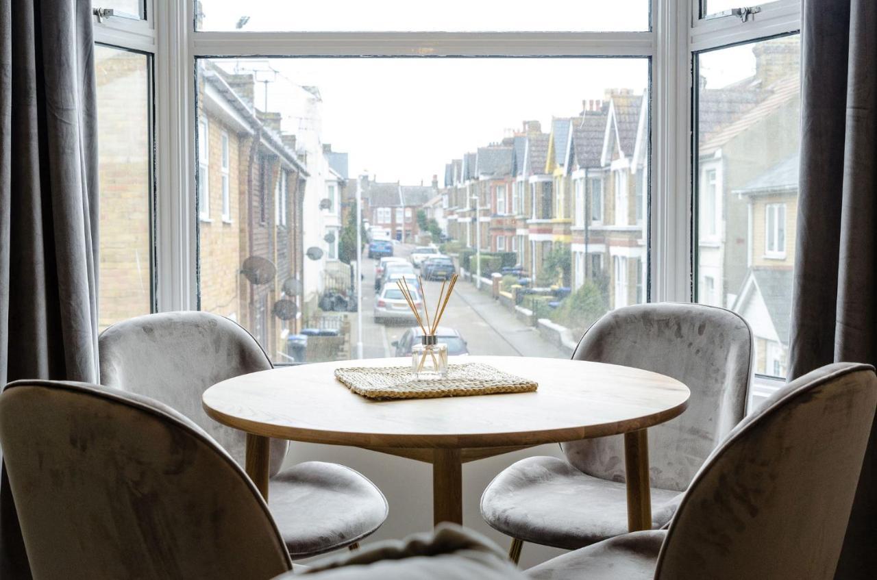 Central Chic Margate Apartment, Edge Of Old Town! Екстериор снимка